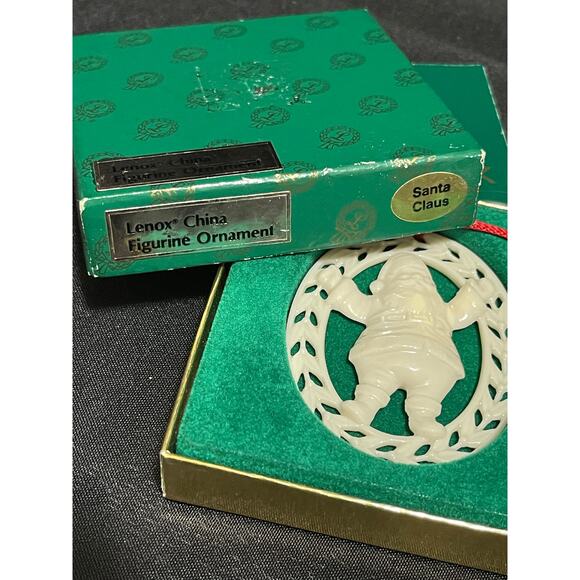 Vintage Lenox 1986 Figurine Ornament in Box - Santa Claus - Picture 1 of 5